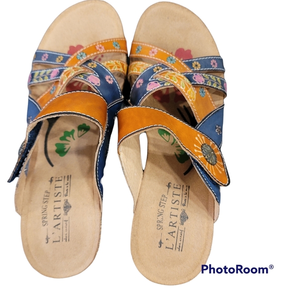 L'artiste Shoes - L'Artiste blue & orangeFrench inspired hand painted premium leather multi strap